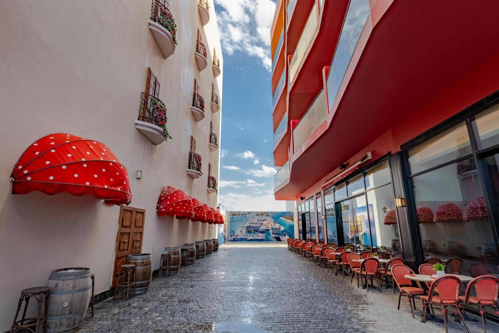 Voco Monaco Dubai By Ihg, Adults Only, World Islands Hotel Exterior photo A street in the city