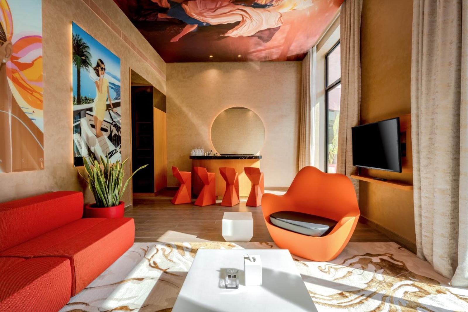 Voco Monaco Dubai By Ihg, Adults Only, World Islands Hotel Exterior photo A room at the hotel