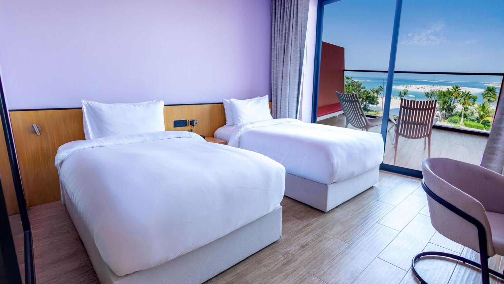 Voco Monaco Dubai By Ihg, Adults Only, World Islands Hotel Exterior photo Deluxe Room